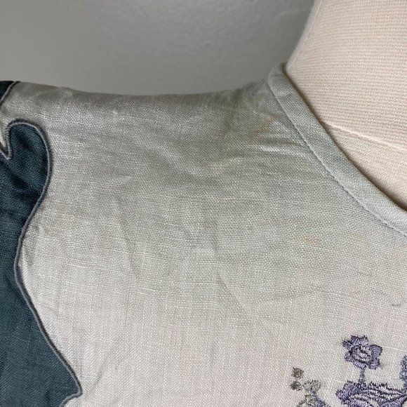 HANDMADE - OS - Floral Embroidery Yoke - Picture 5 of 7